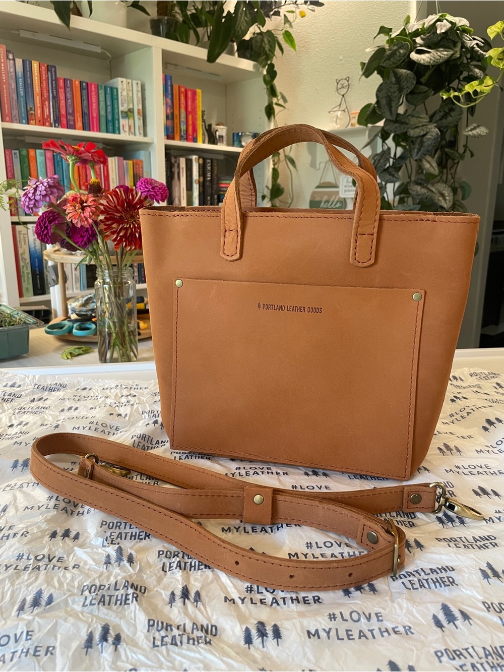 NEW*Portland Leather Goods Leather mini Tote with Removable Strap